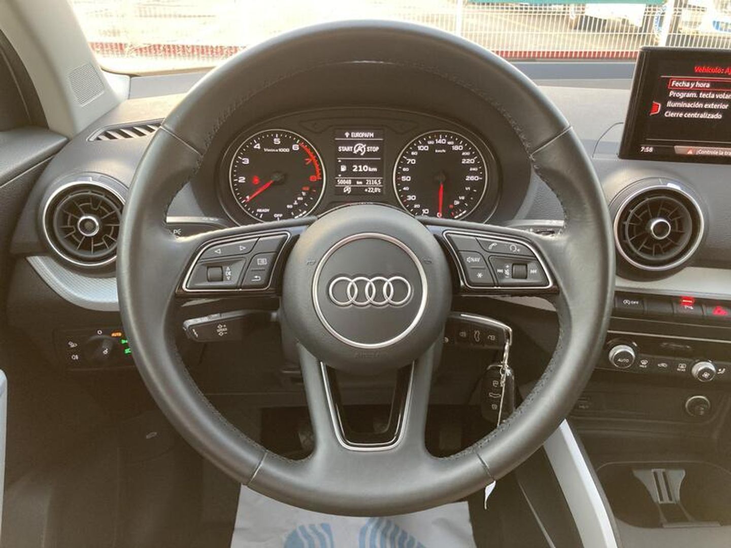 Audi Q2 design 30 TFSI 85 kW (116 CV)