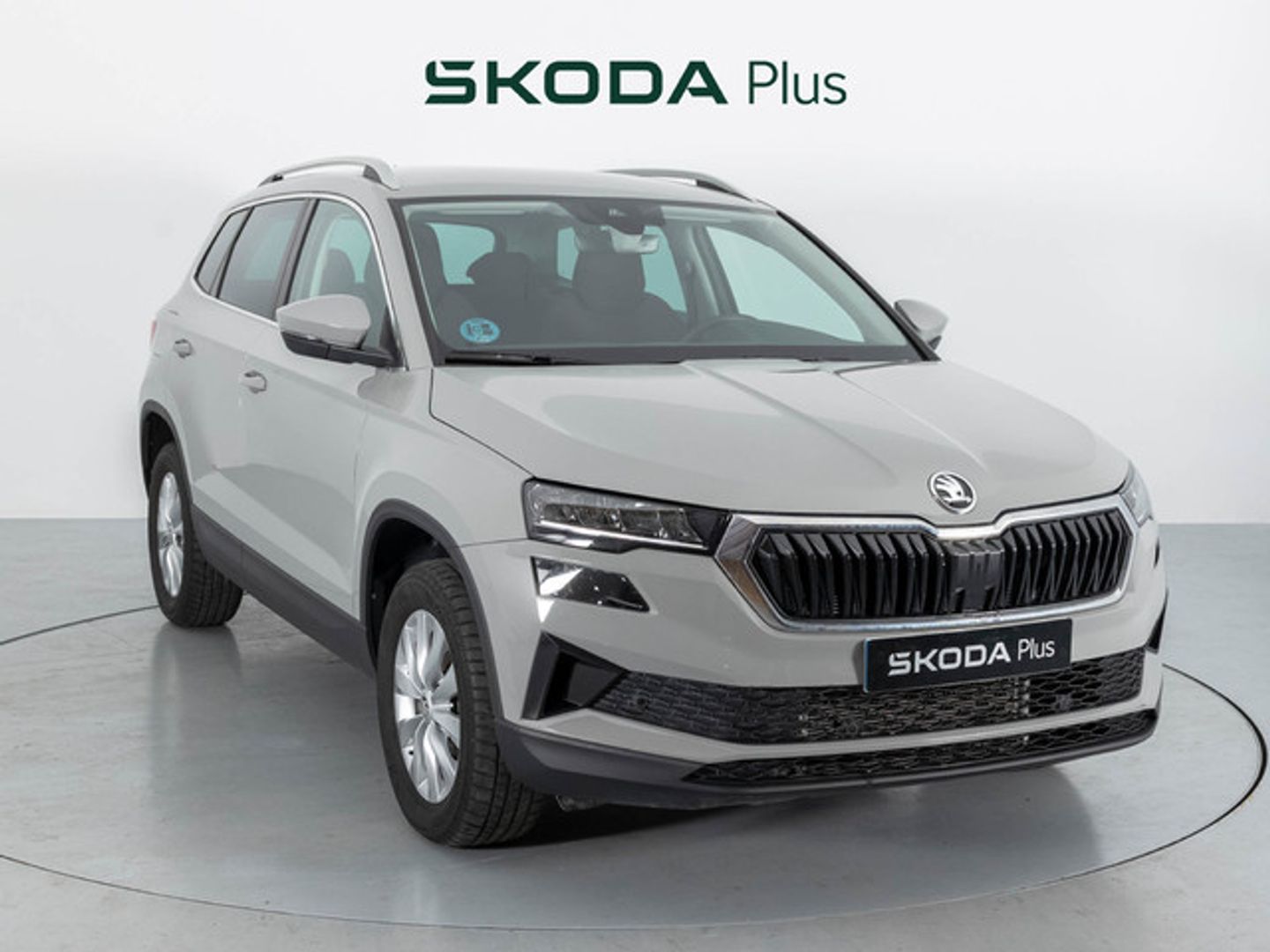 Skoda Karoq 1.5 TSI ACT Selection DSG 110 kW (150 CV) Gris All Terrain / Pick-up