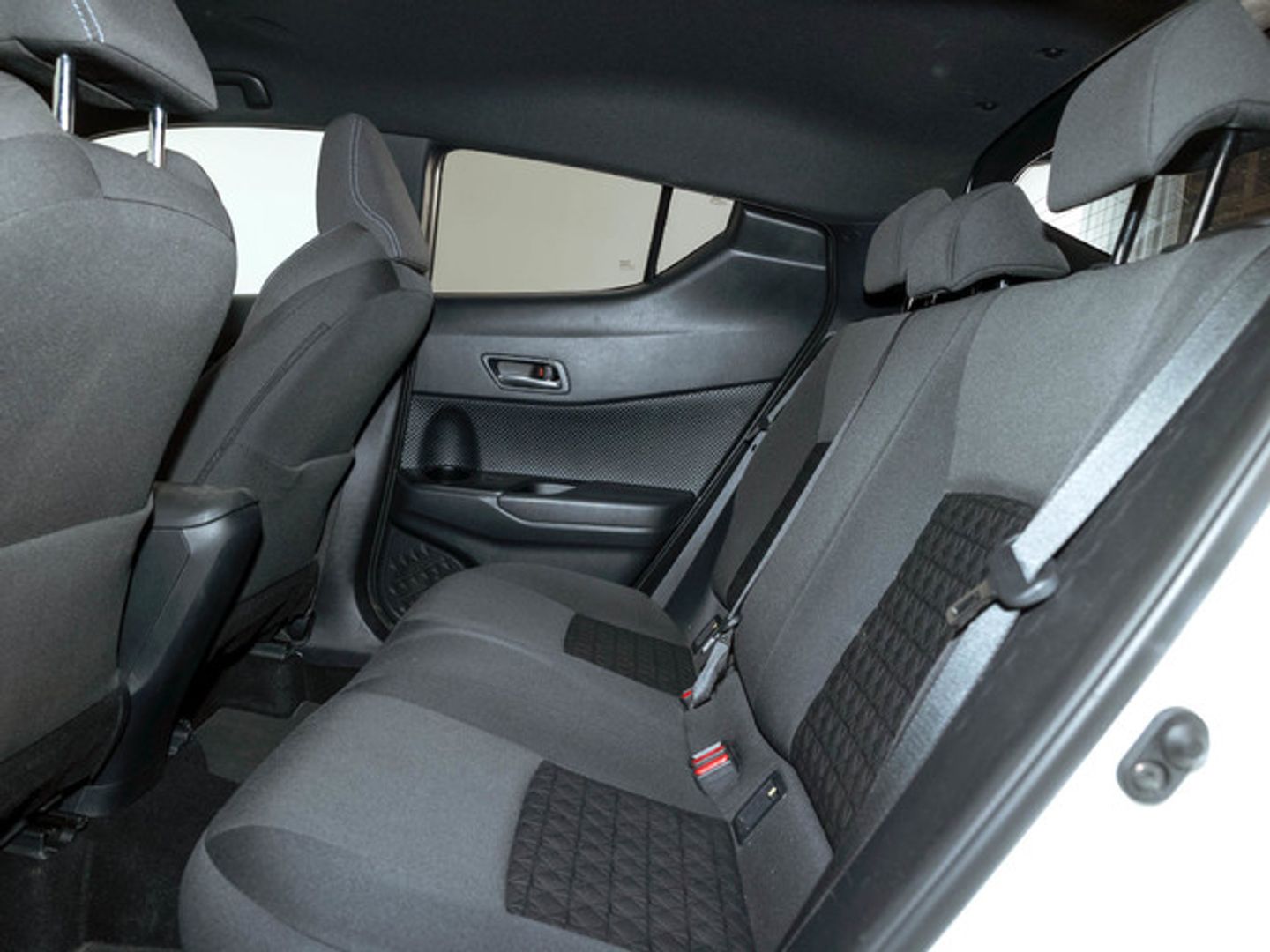 Toyota C-HR 180H Advance 135 kW (184 CV)