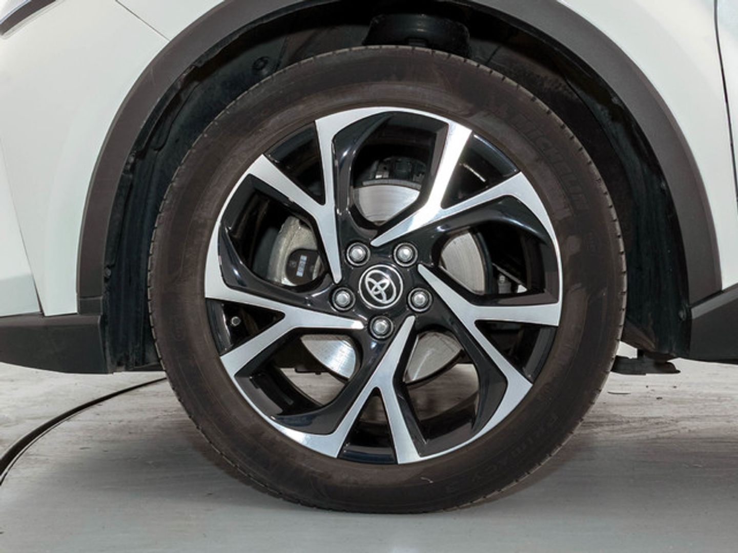 Toyota C-HR 180H Advance 135 kW (184 CV)