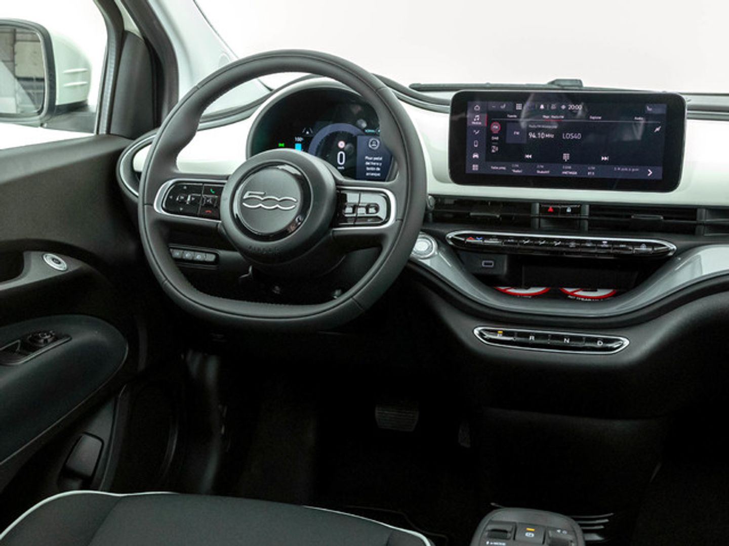 Fiat 500 Electrico Monotrim 320km 87 kW (118 CV)