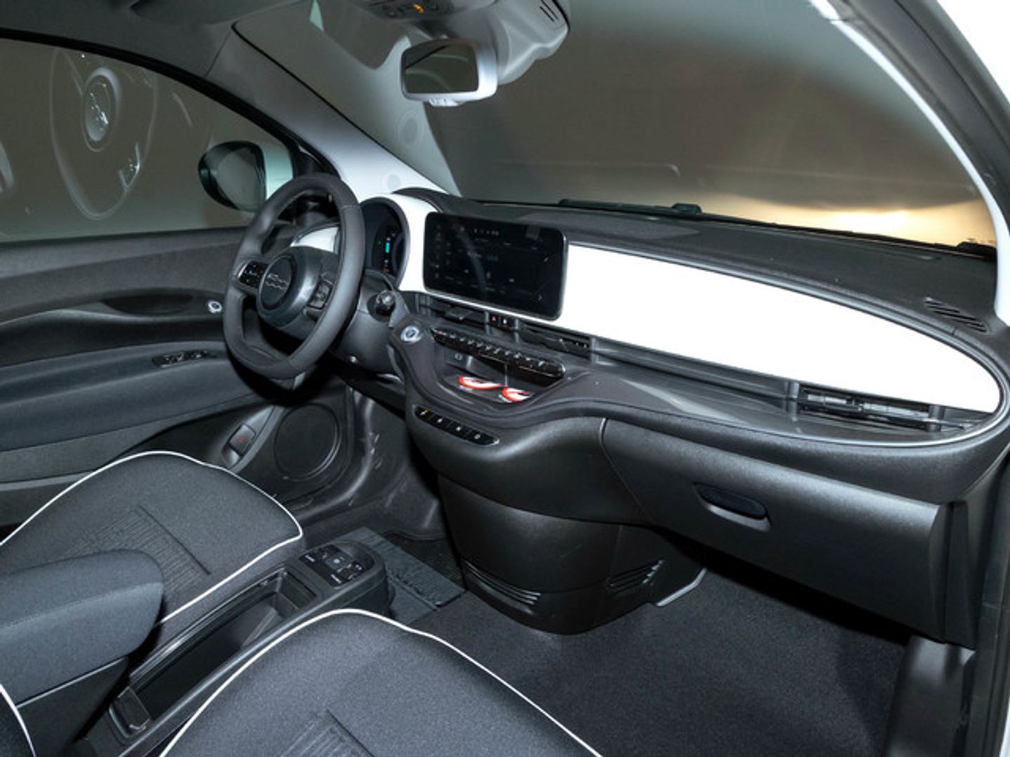 Fiat 500 Electrico Monotrim 320km 87 kW (118 CV)