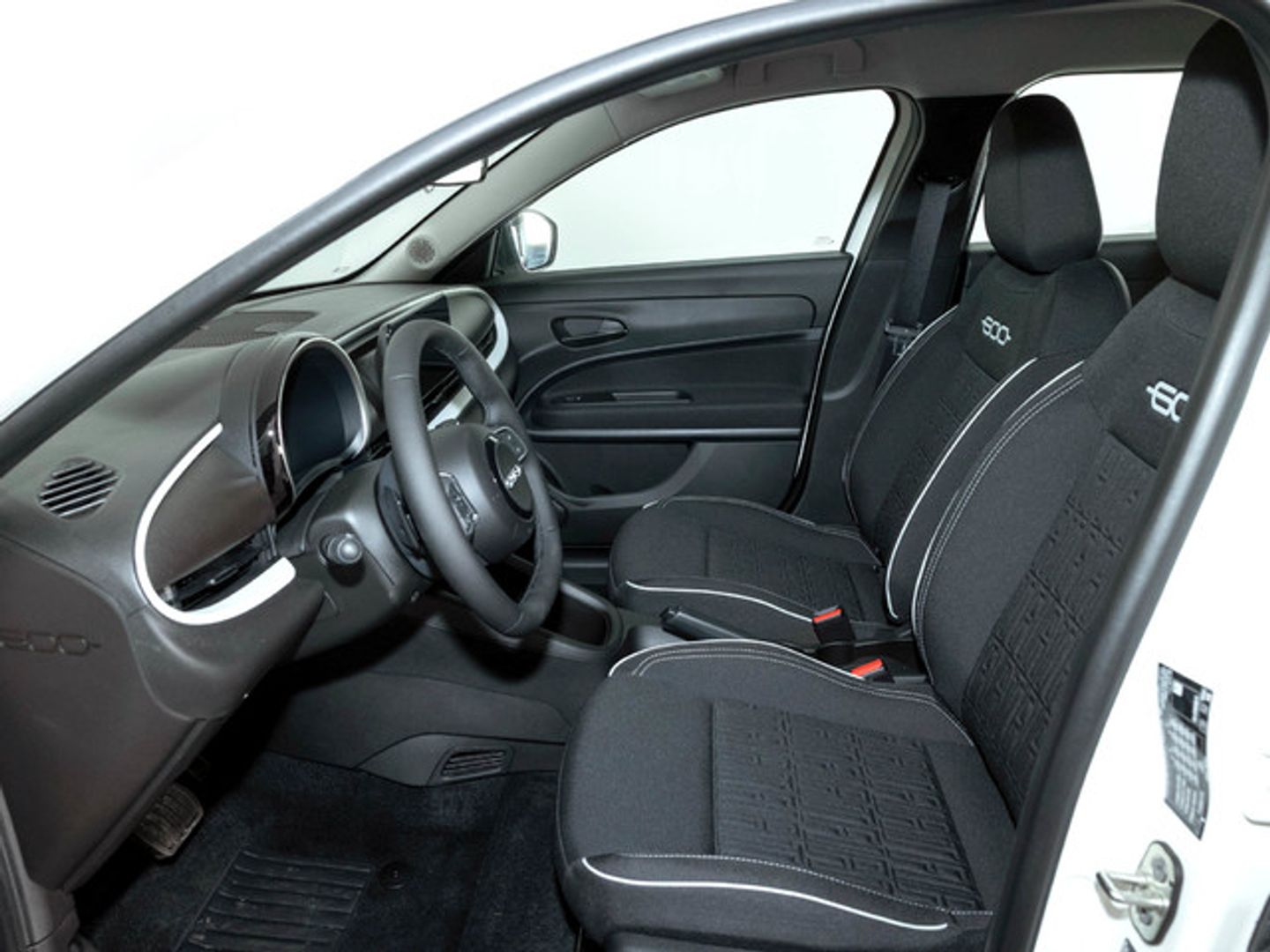 Fiat 600 1.2 MHEV DDCT 74 kW (100 CV)