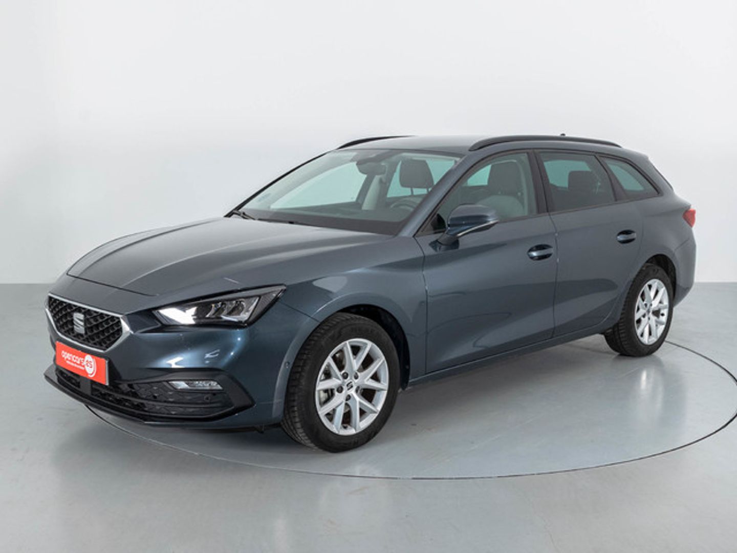 SEAT Leon ST 1.0 TSI S&S Style XL 81 kW (110 CV) Gris Familiar