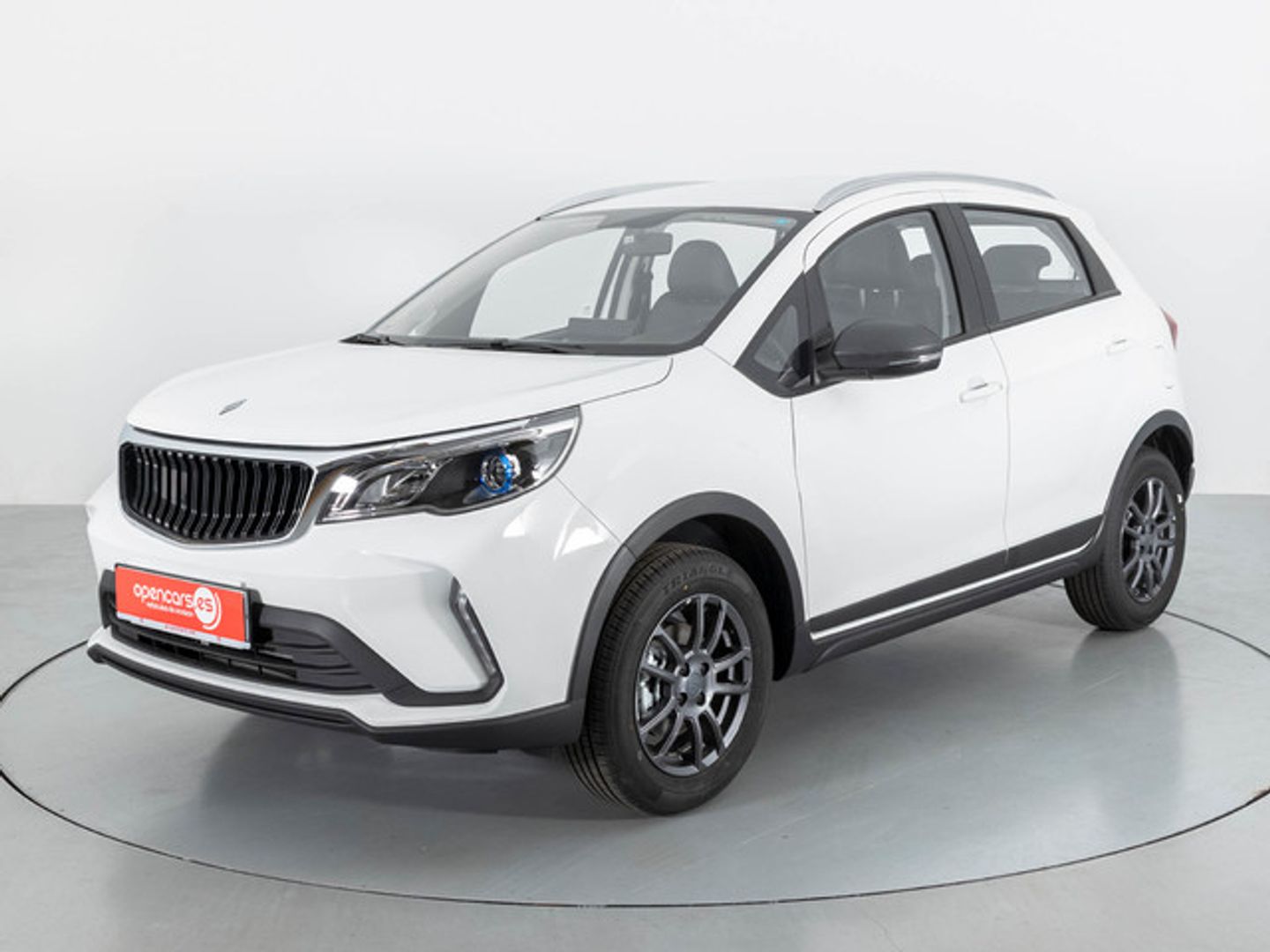 LIVAN X3 Pro 76 kW (103 CV) Blanco Sedan