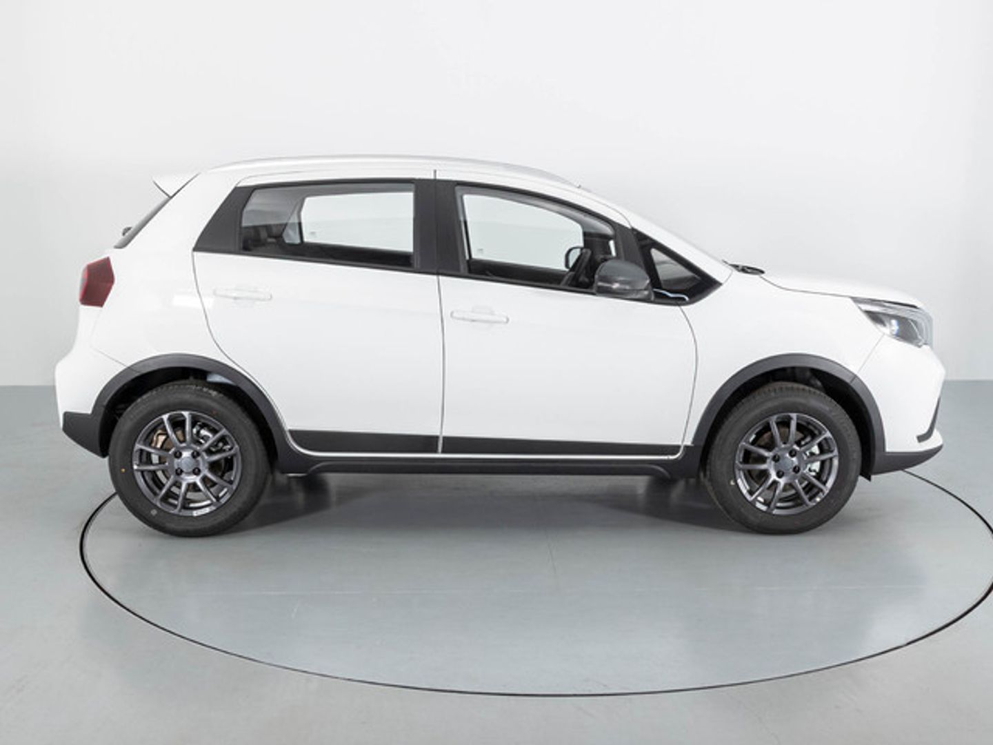 LIVAN X3 Pro 76 kW (103 CV)