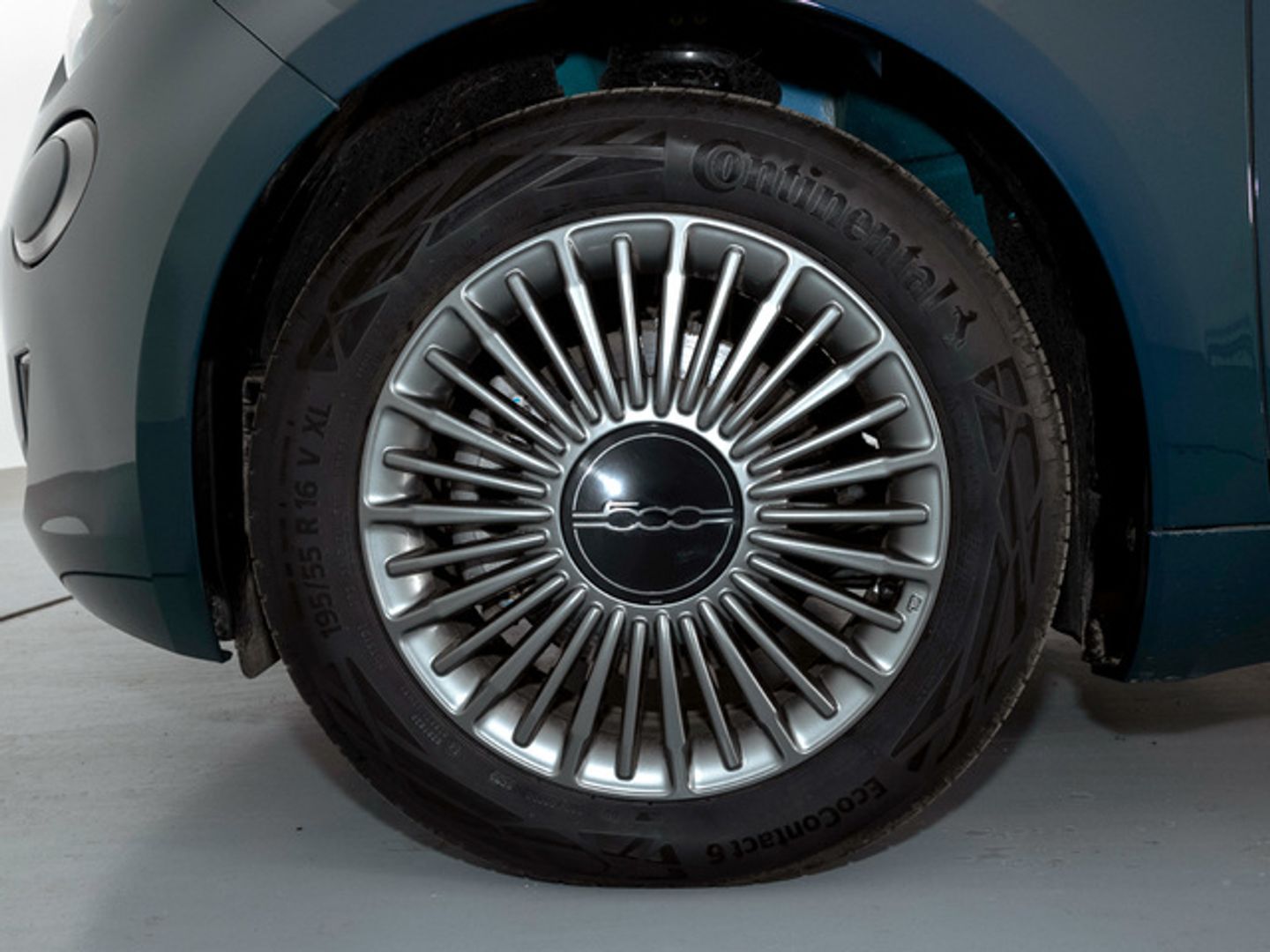 Fiat 500 Electrico 500 Icon Hb 320km 85 kW (118 CV)