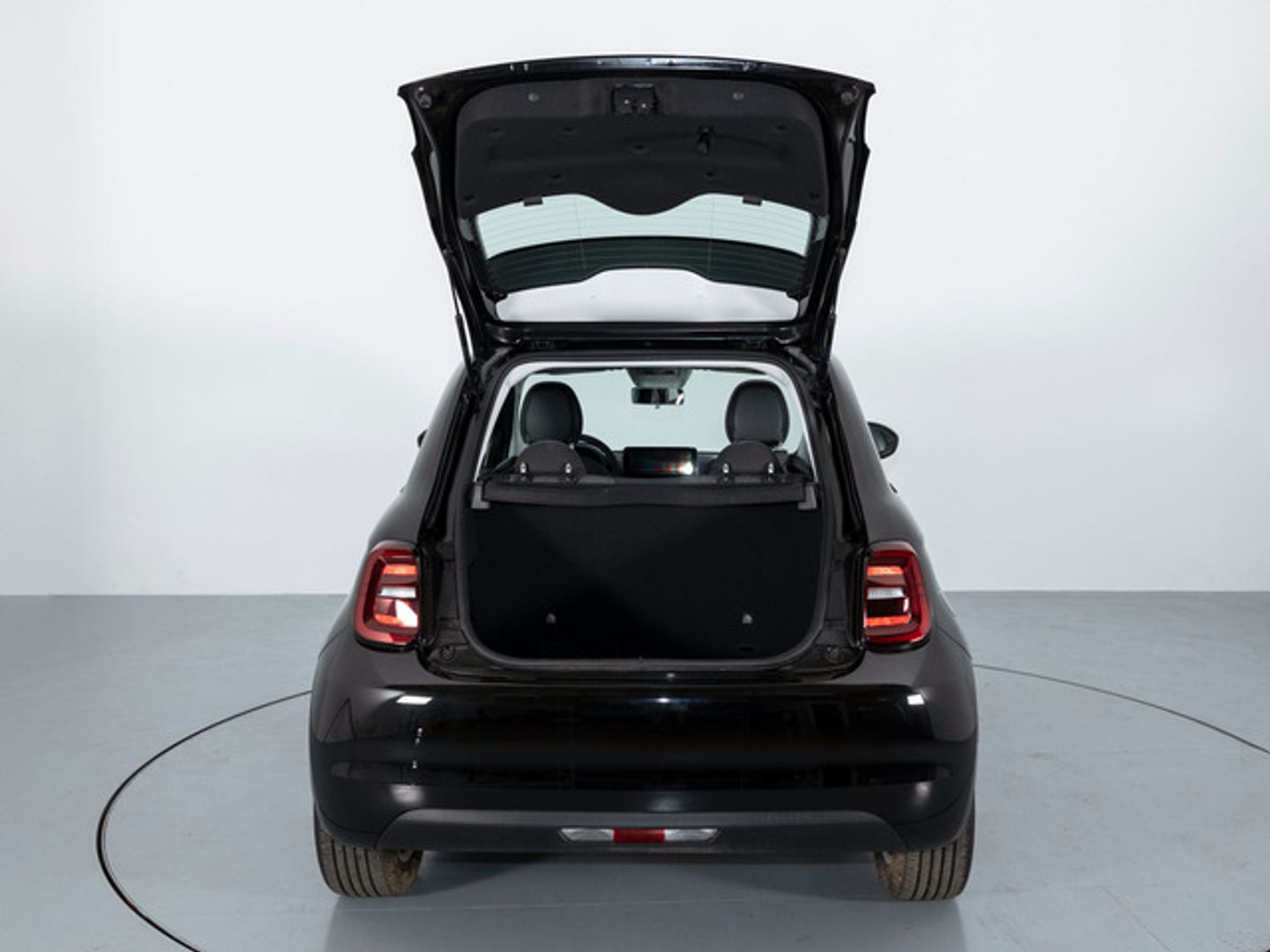 Fiat 500 Electrico 500 Icon Hb 320km 85 kW (118 CV)