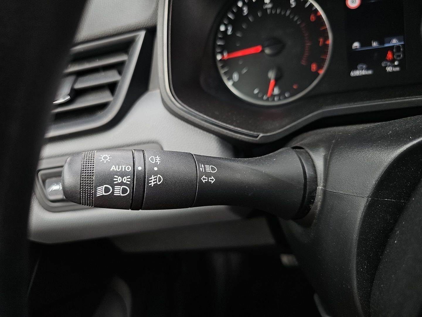 Renault Clio Business TCe 66 kW (90 CV)