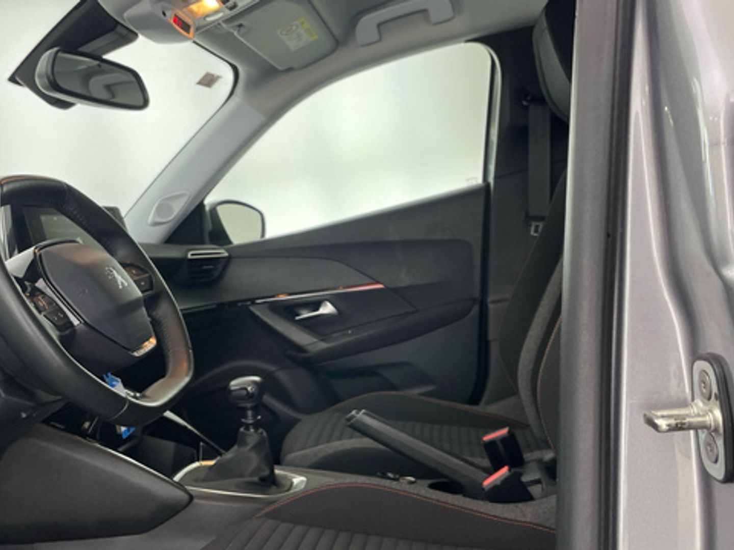 Peugeot 2008 Puretech 100 S&S Active Pack 75 kW (100 CV)
