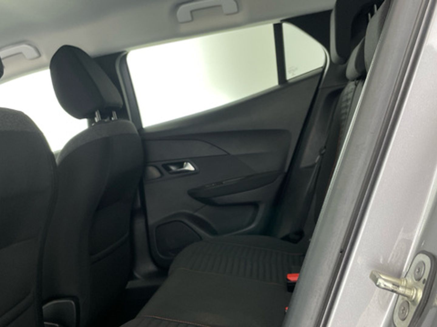 Peugeot 2008 Puretech 100 S&S Active Pack 75 kW (100 CV)