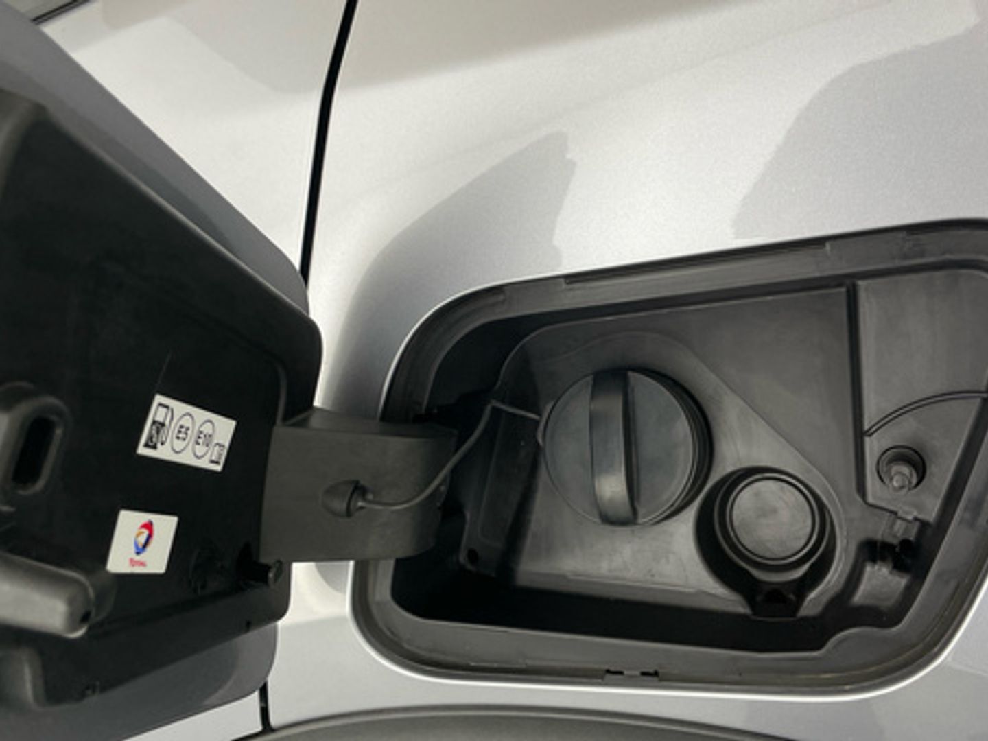 Peugeot 2008 Puretech 100 S&S Active Pack 75 kW (100 CV)