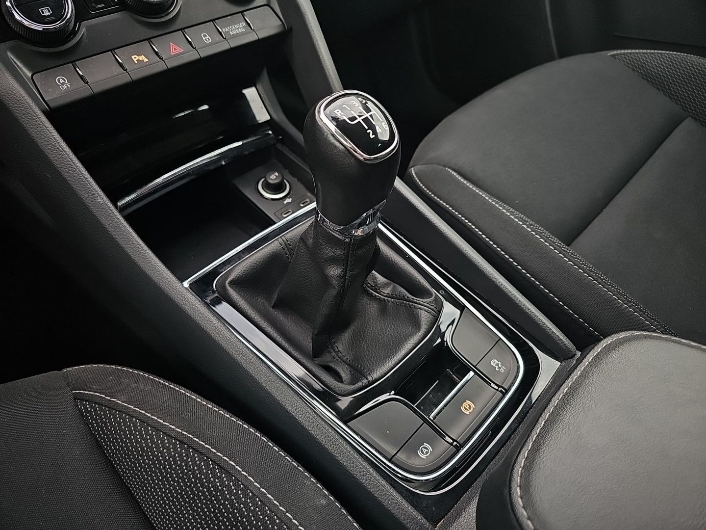 Skoda Karoq 1.0 TSI Ambition 81 kW (110 CV)