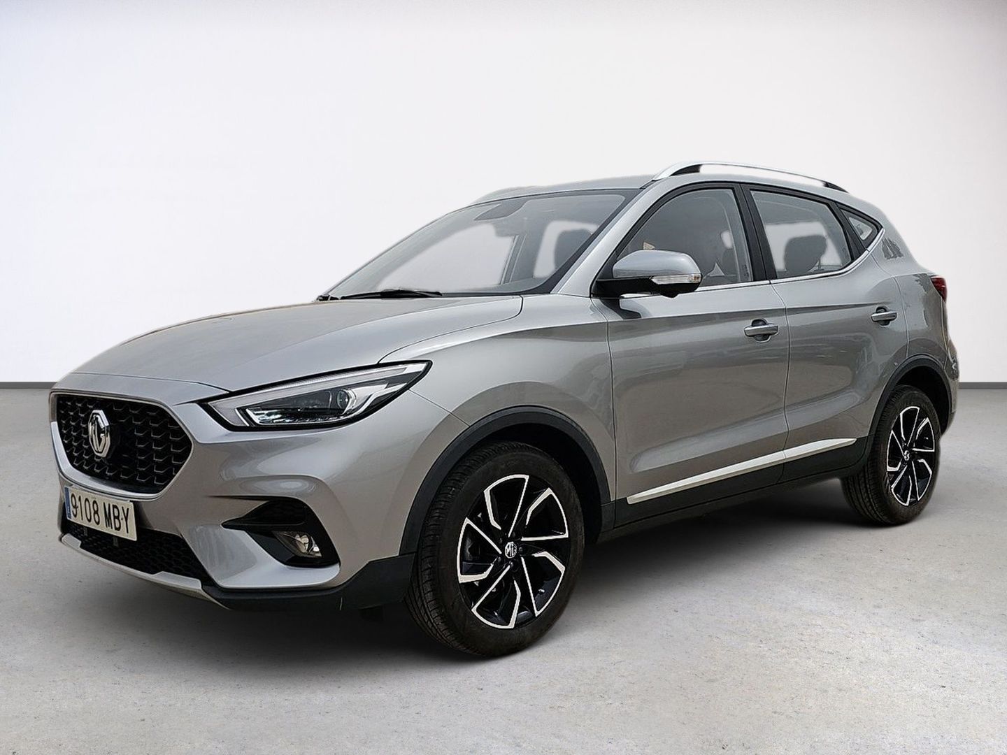 MG ZS 1.5 Comfort 78 kW (106 CV) Gris Plata All Terrain / Pick-up