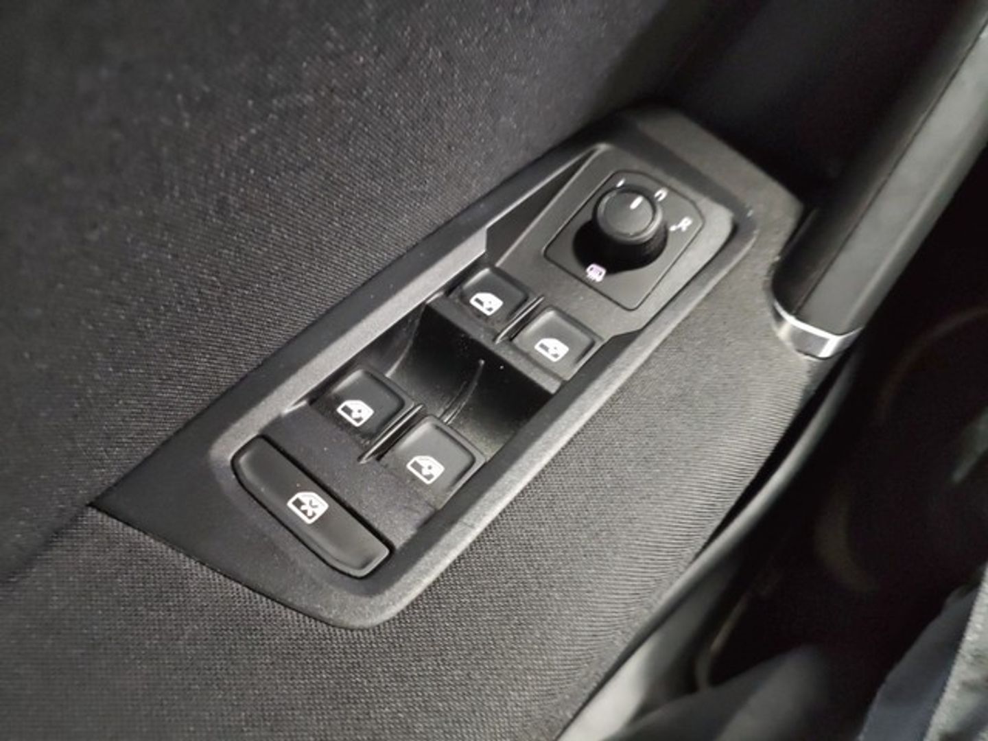 Volkswagen Touran Advance 2.0 TDI 110 kW (150 CV) DSG
