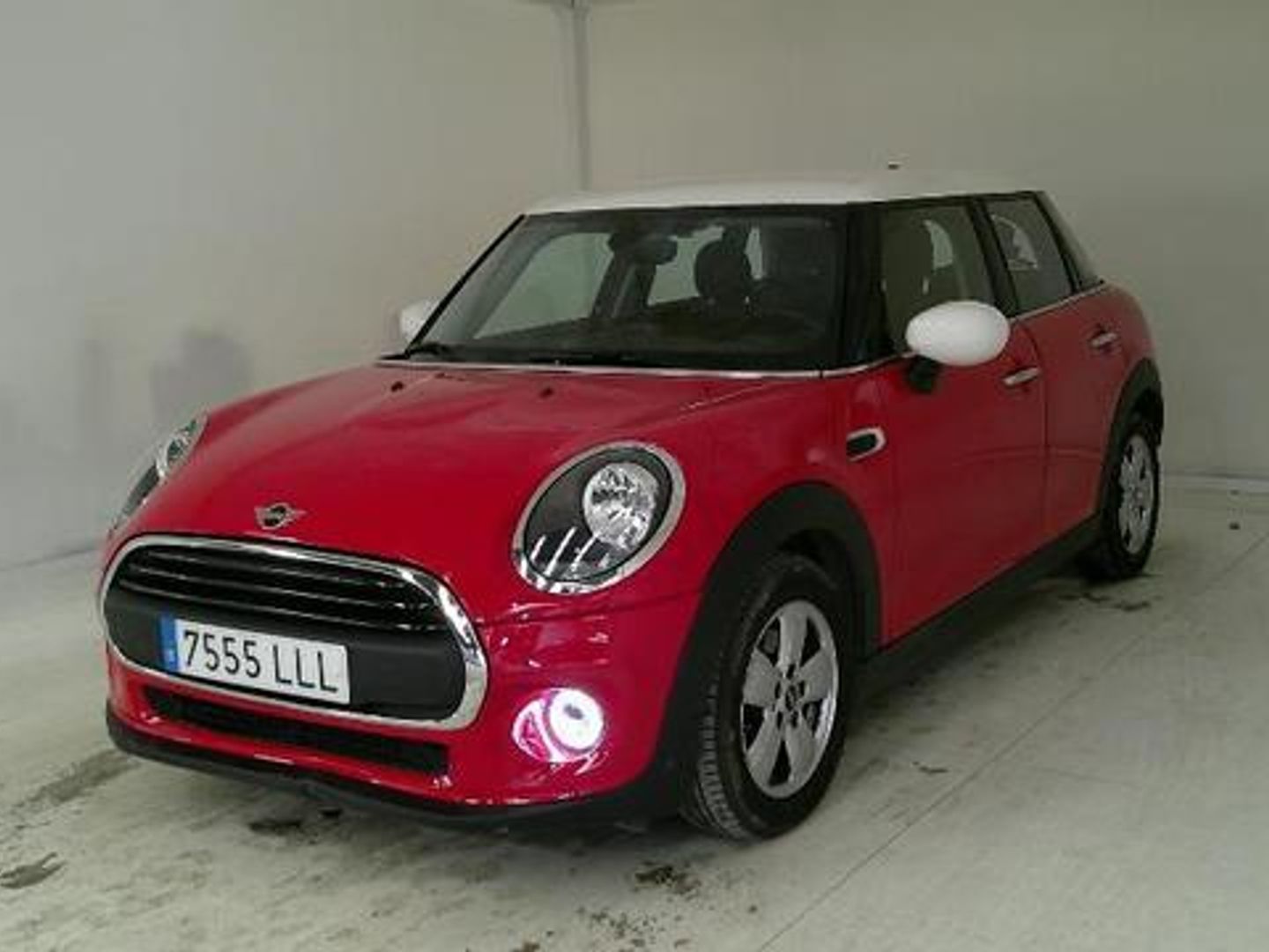 MINI MINI 5 Puertas One 75 kW (102 CV) Rojo Compact
