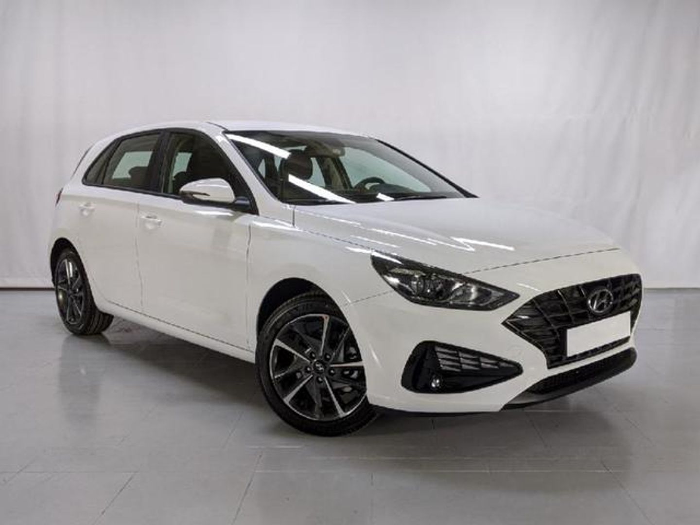 Hyundai i30 1.5 DPI Klass SLX 81 kW (110 CV) Blanco Sedan