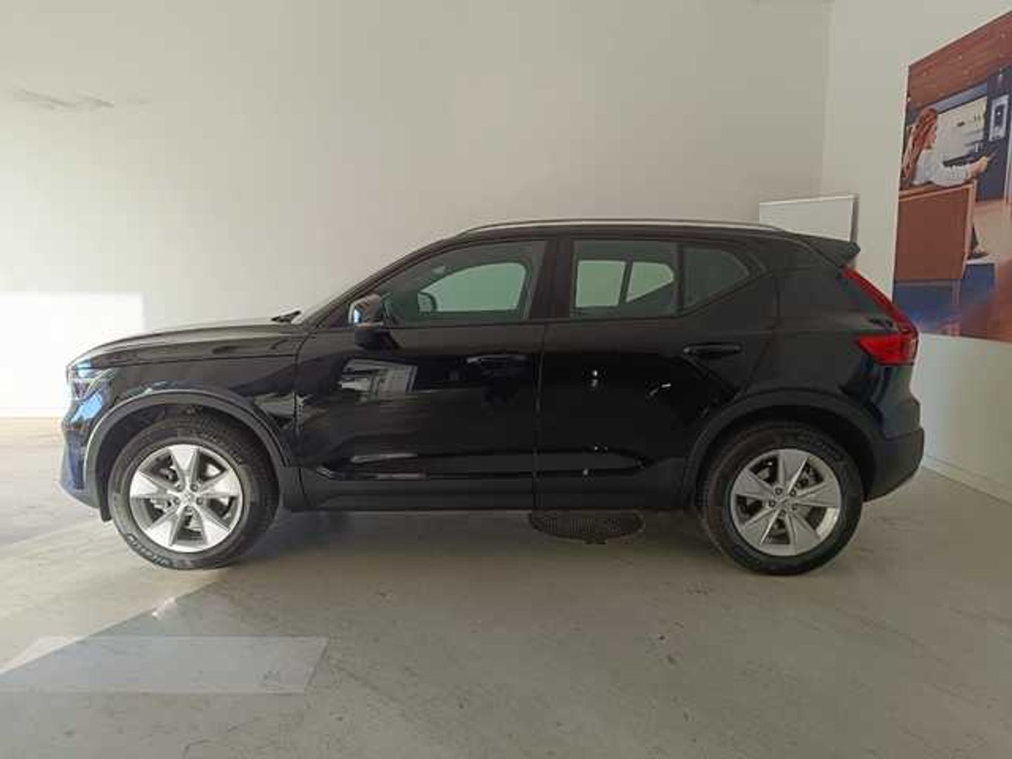 Volvo XC40 B3 G Core Auto 120 kW (163 CV)