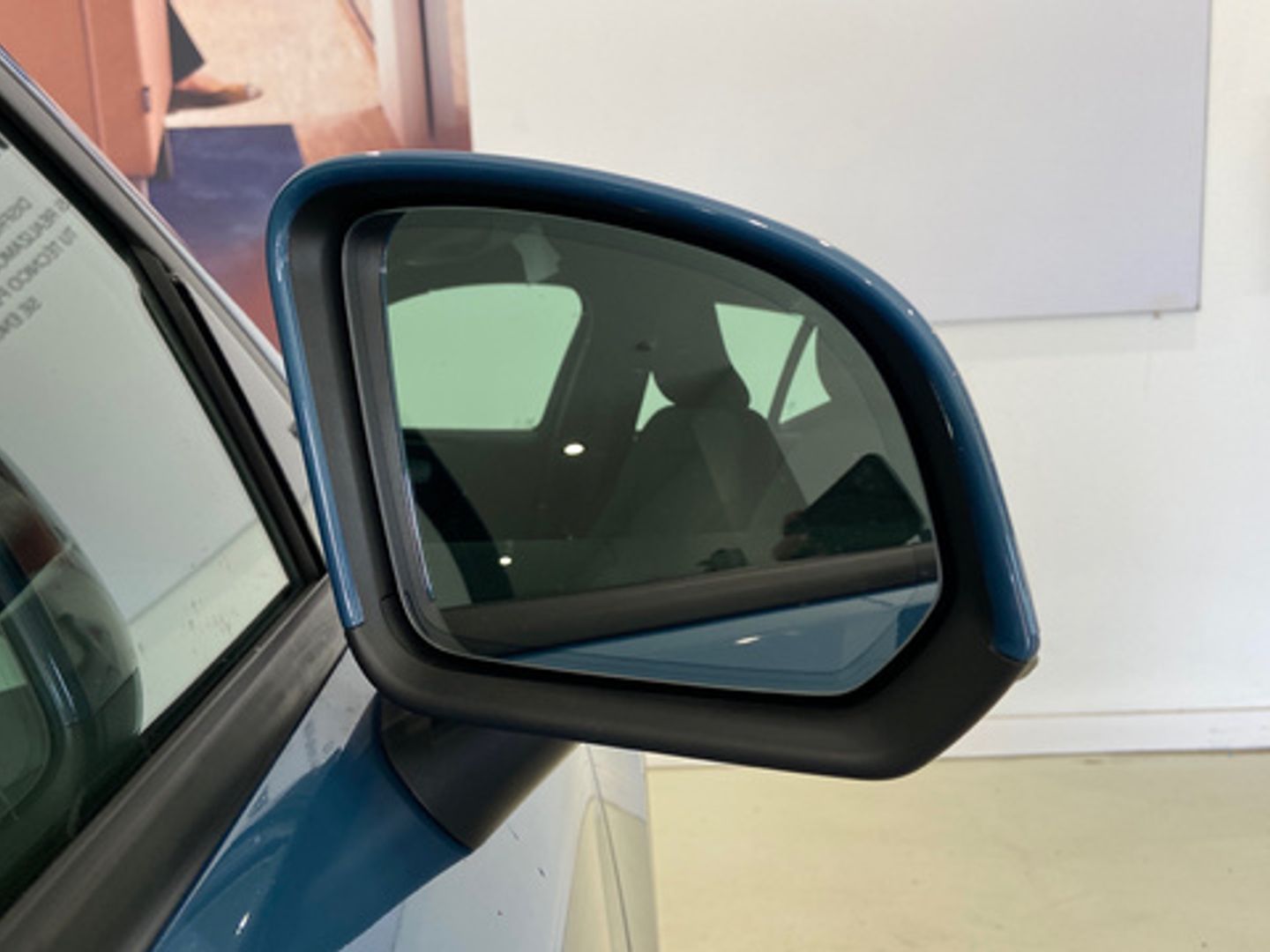 Volvo XC40 B3 G Core Auto 120 kW (163 CV)