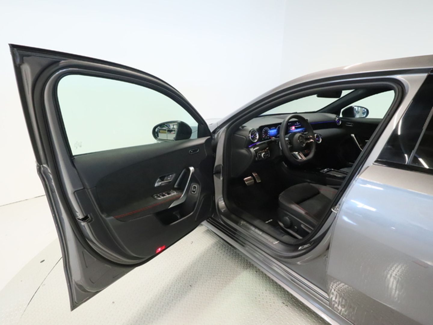 Mercedes-Benz Clase A Compacto A 250 e EQ 160 kW (218 CV)