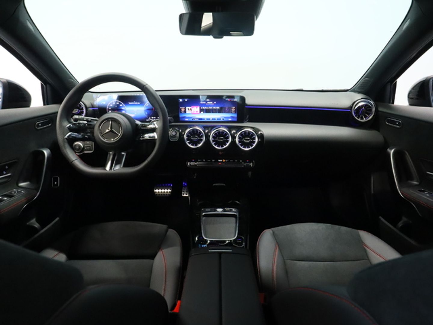 Mercedes-Benz Clase A Compacto A 250 e EQ 160 kW (218 CV)