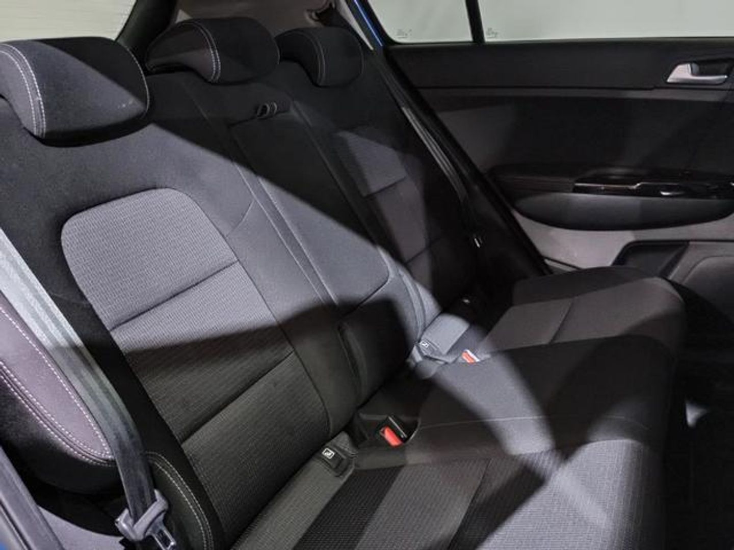 Kia Sportage 1.6 MHEV Drive 4x2 100 kW (136 CV)