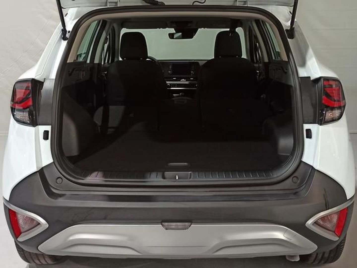 Kia Sportage 1.6 T-GDi MHEV Business 4x2 DCT 118 kW (160 CV)