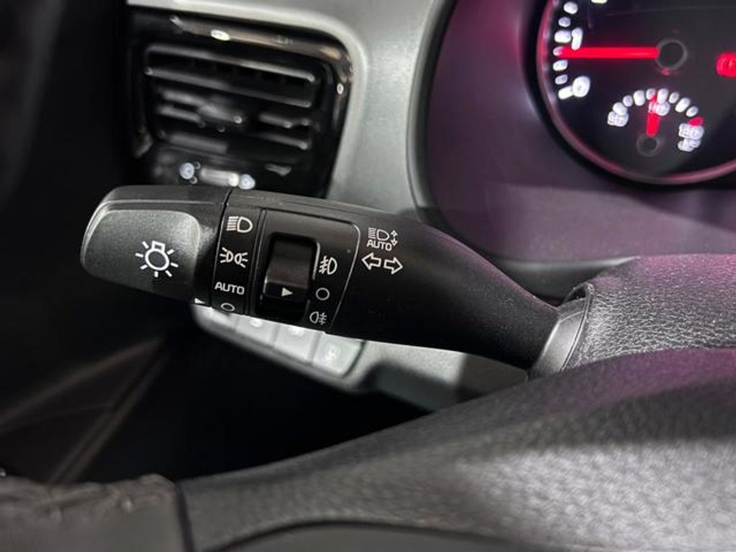 Kia Stonic 1.0 T-GDi MHEV Drive 74 kW (100 CV)