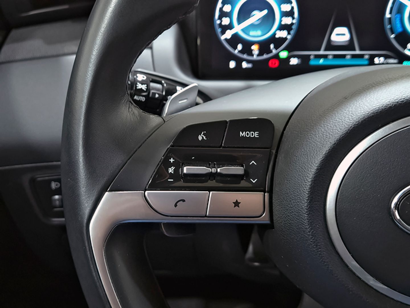 Hyundai Tucson 1.6 TGDI HEV Tecno Sky Auto 169 kW (230 CV)
