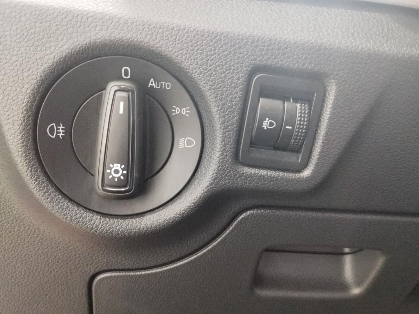 Skoda Kamiq 1.0 TSI Ambition 81 kW (110 CV)