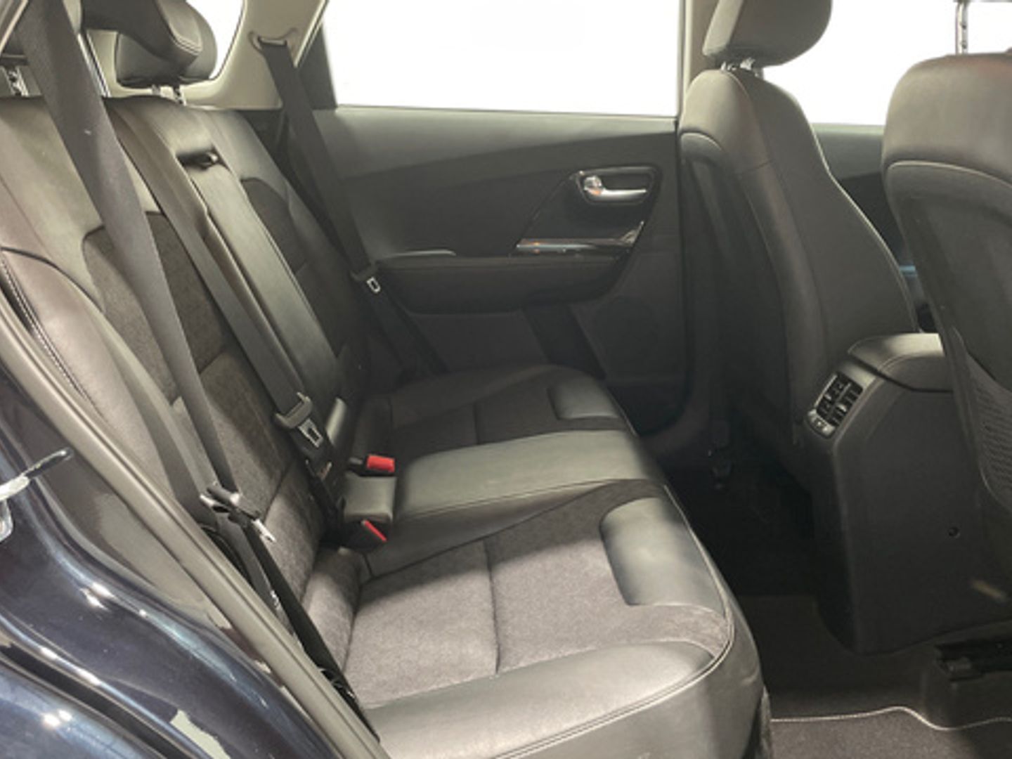 Kia Niro 1.6 GDi HEV Drive 104 kW (141 CV)