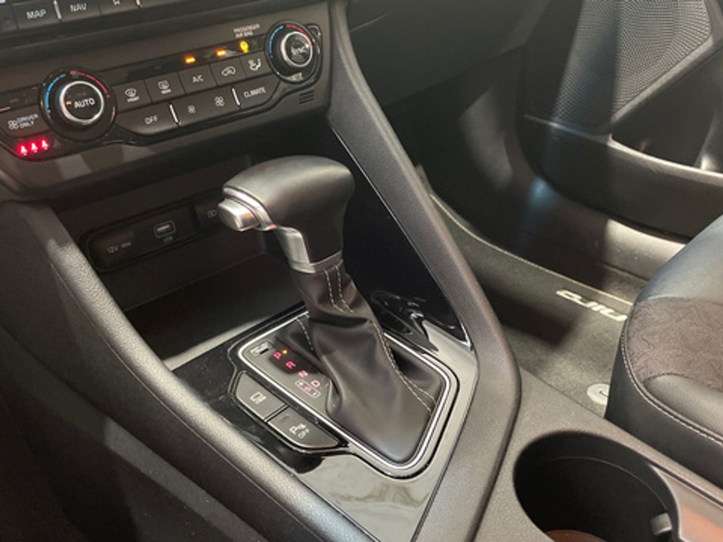 Kia Niro 1.6 GDi HEV Drive 104 kW (141 CV)