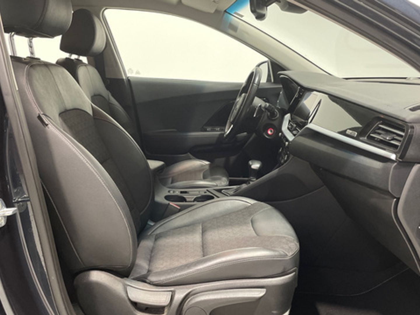 Kia Niro 1.6 GDi HEV Drive 104 kW (141 CV)