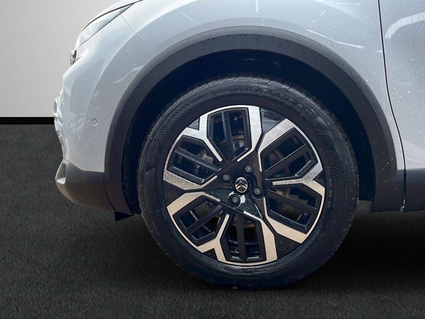 Citroen C4 Hybrid 136 e-DCS6 Business Edition 100 kW (136 CV)