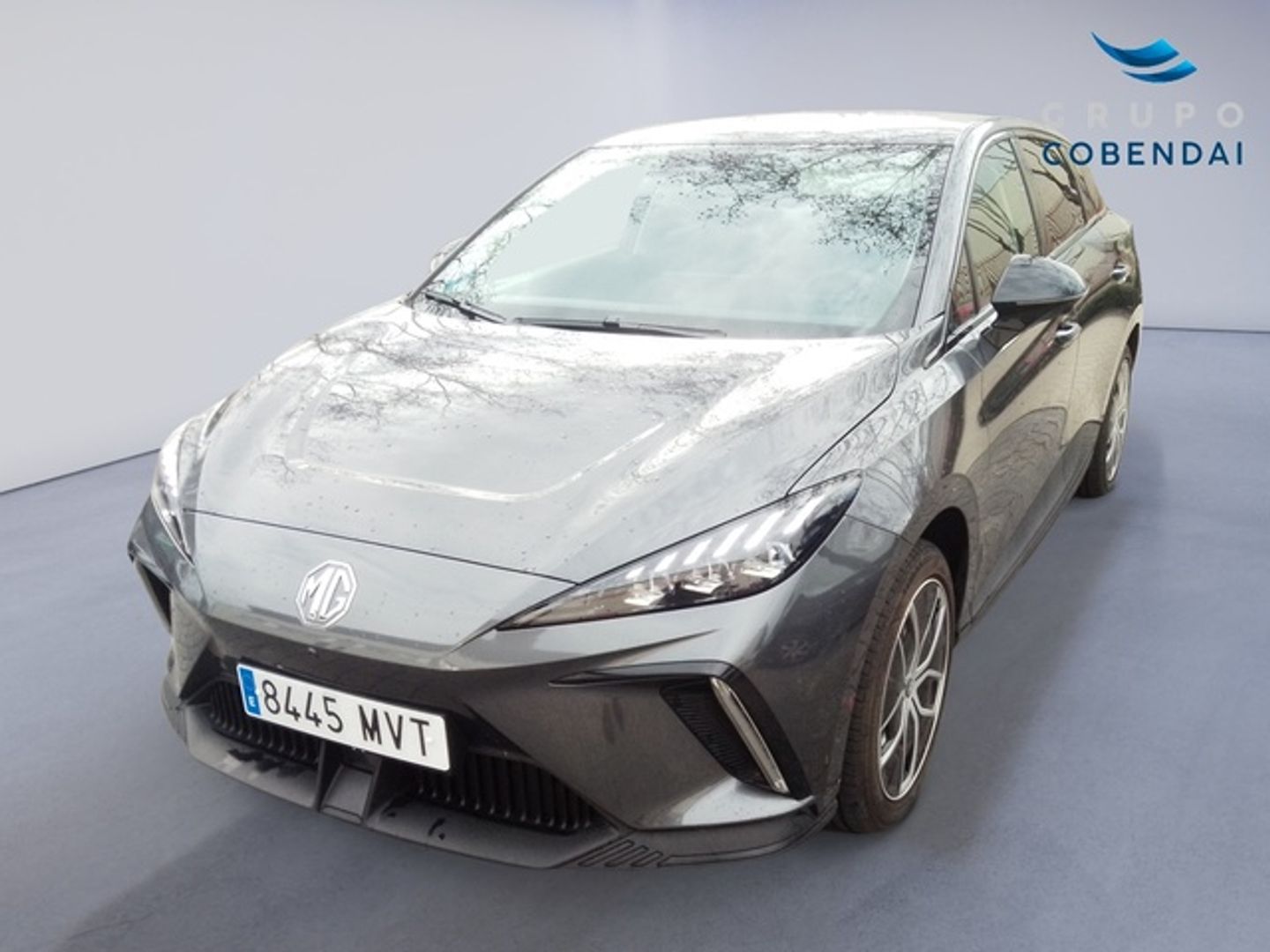 MG MG4 64kWh Luxury 150 kW (204 CV) Gris Sedan