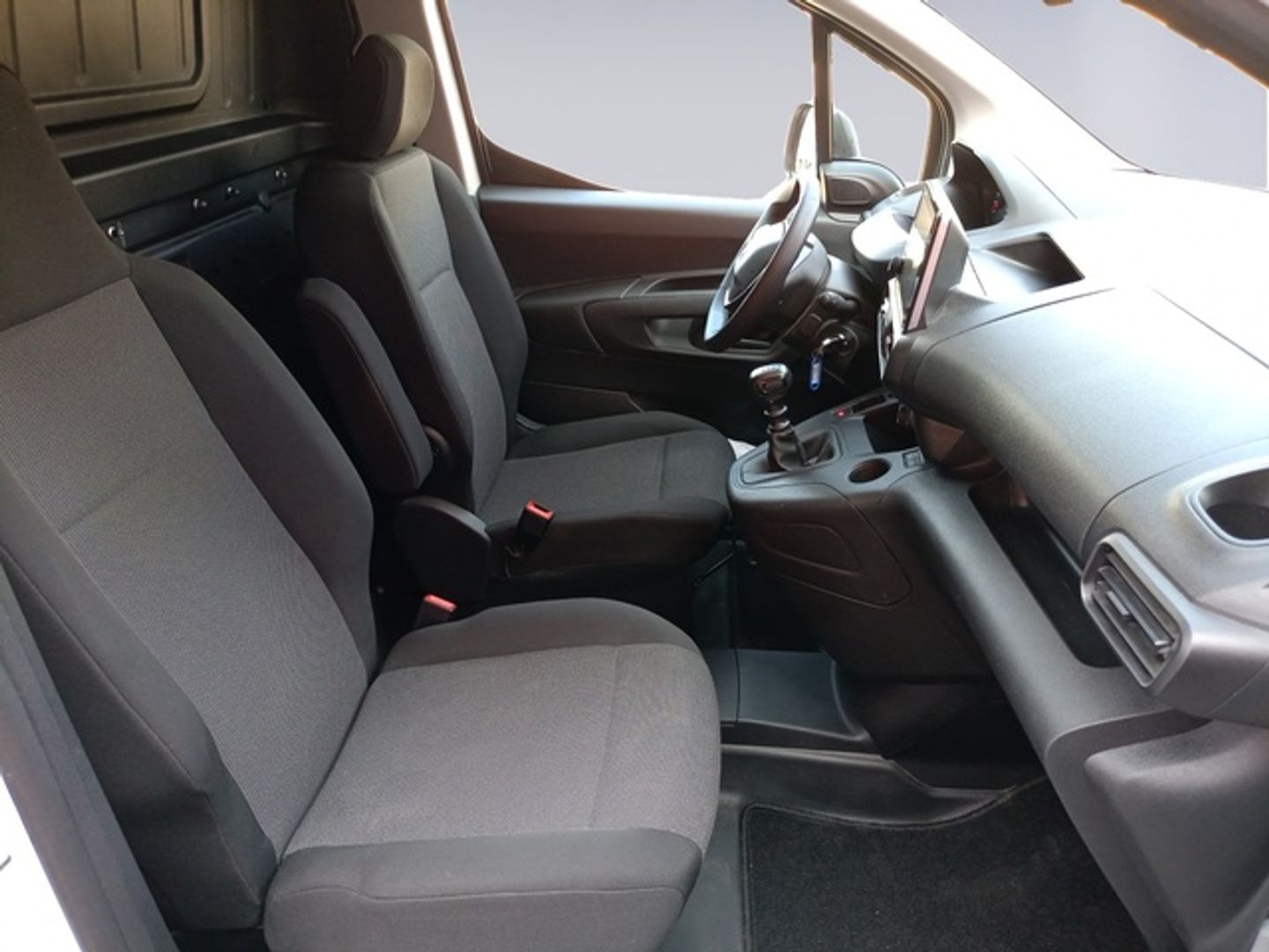 Peugeot Partner Furgon BlueHDi 100 Premium Long 1000kg 73 kW (98 CV)