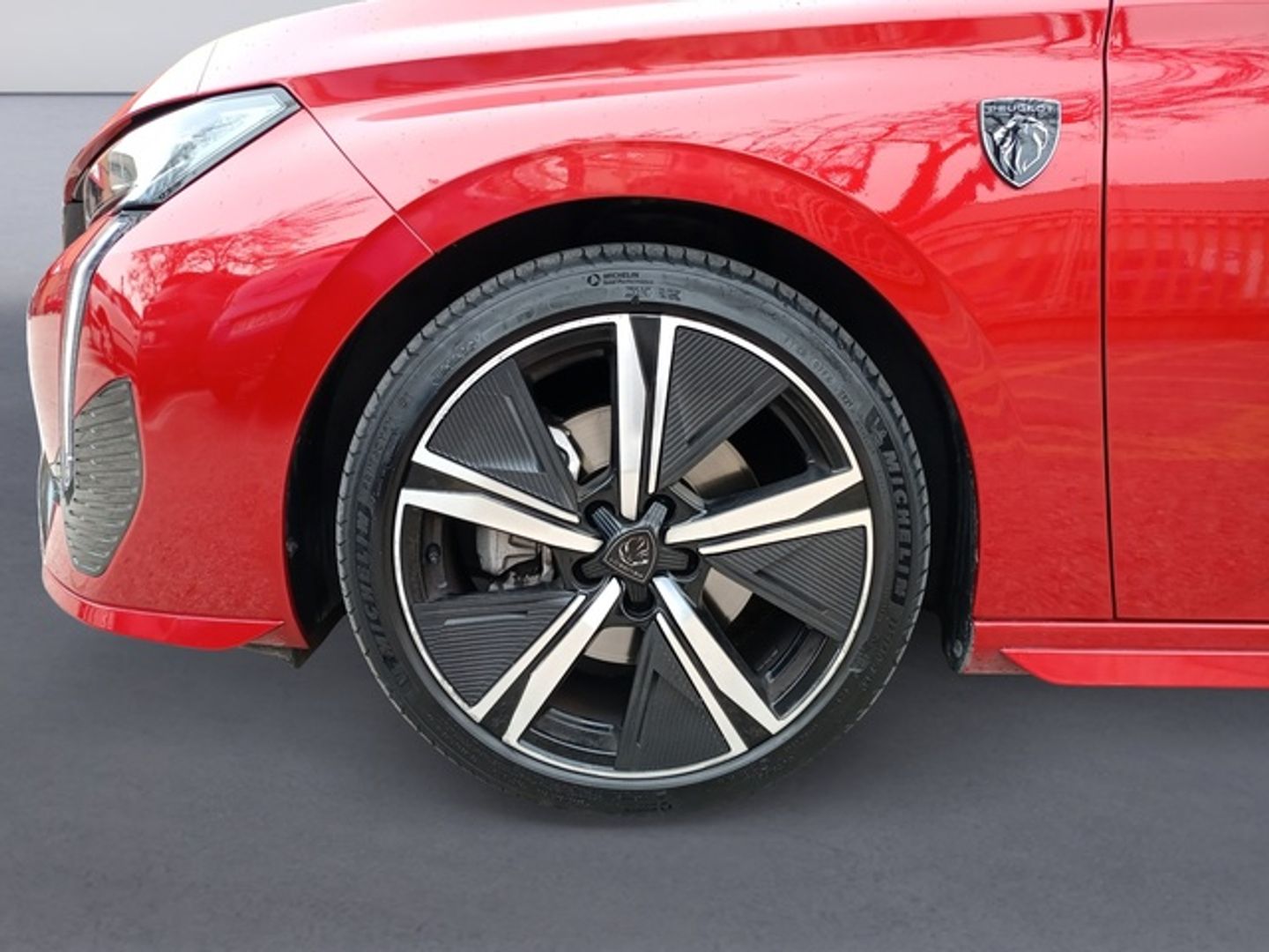 Peugeot 308 BlueHDi 130 S&S GT EAT8 96 kW (130 CV)