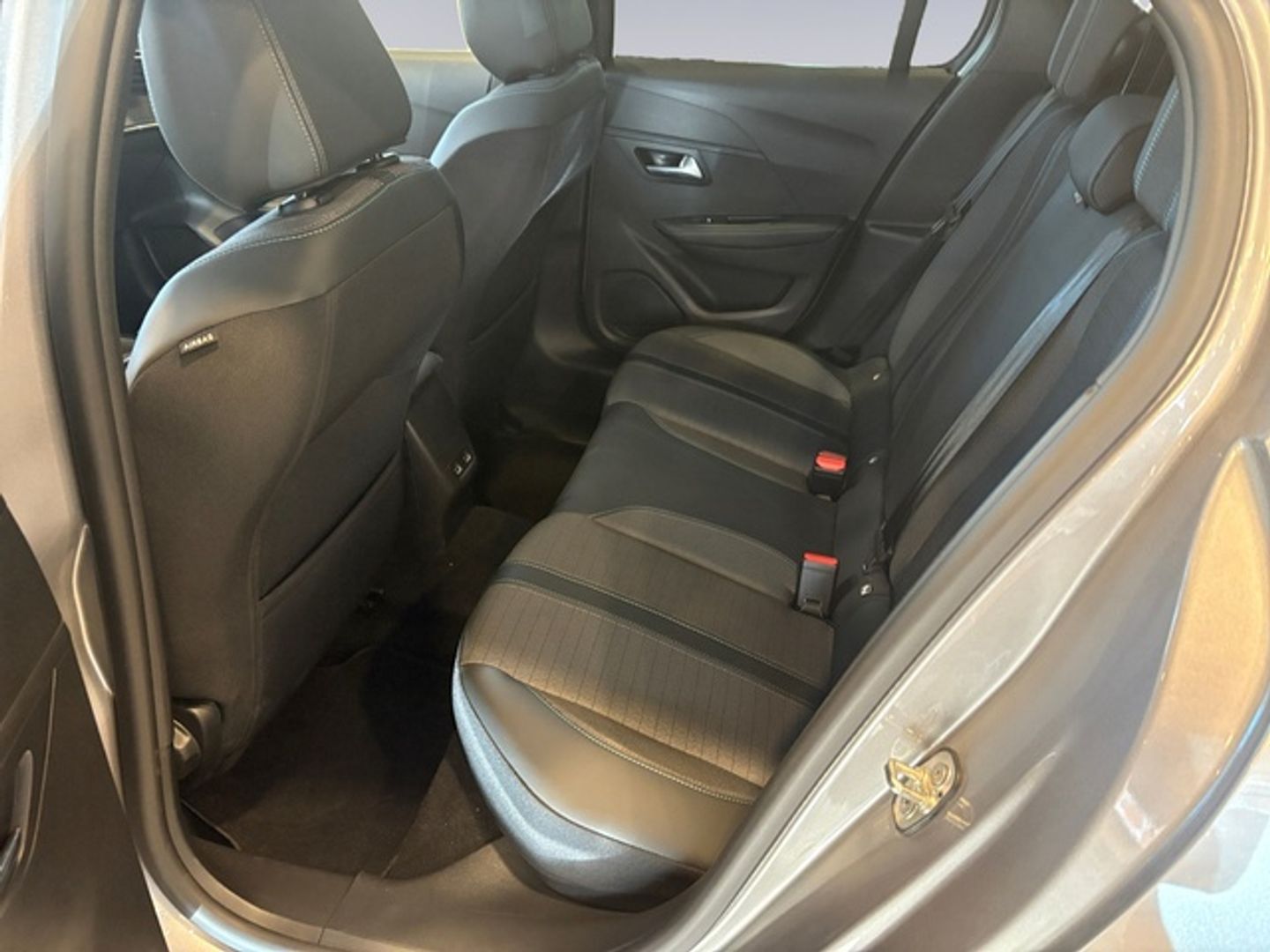 Peugeot 208 PureTech 100 Allure Pack 75 kW (100 CV)