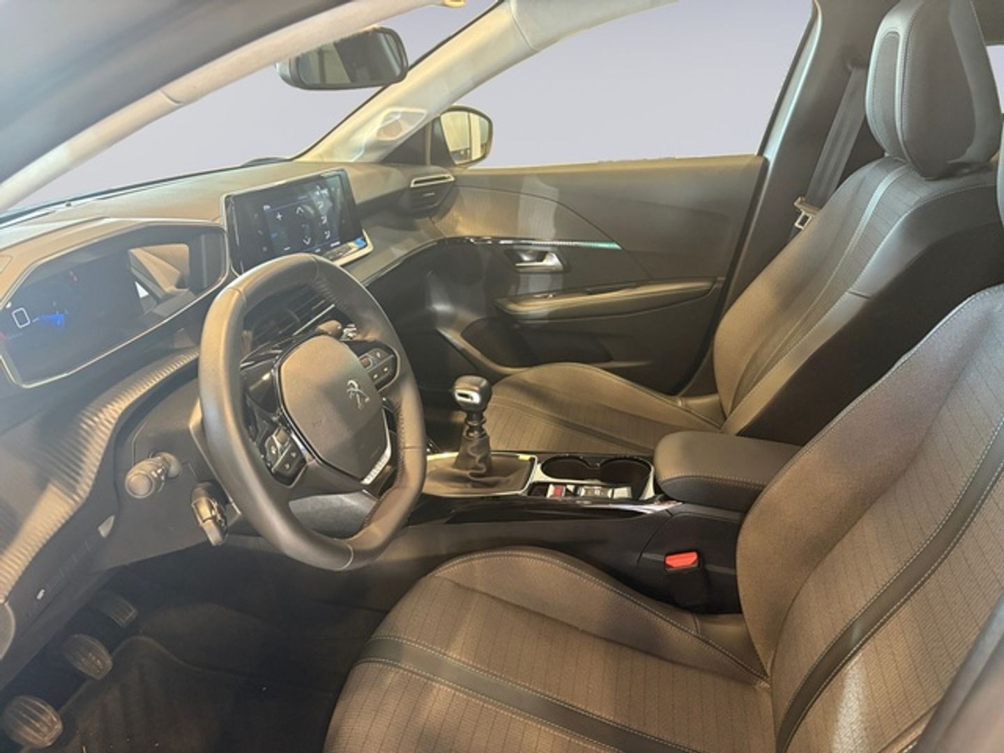 Peugeot 208 PureTech 100 Allure Pack 75 kW (100 CV)