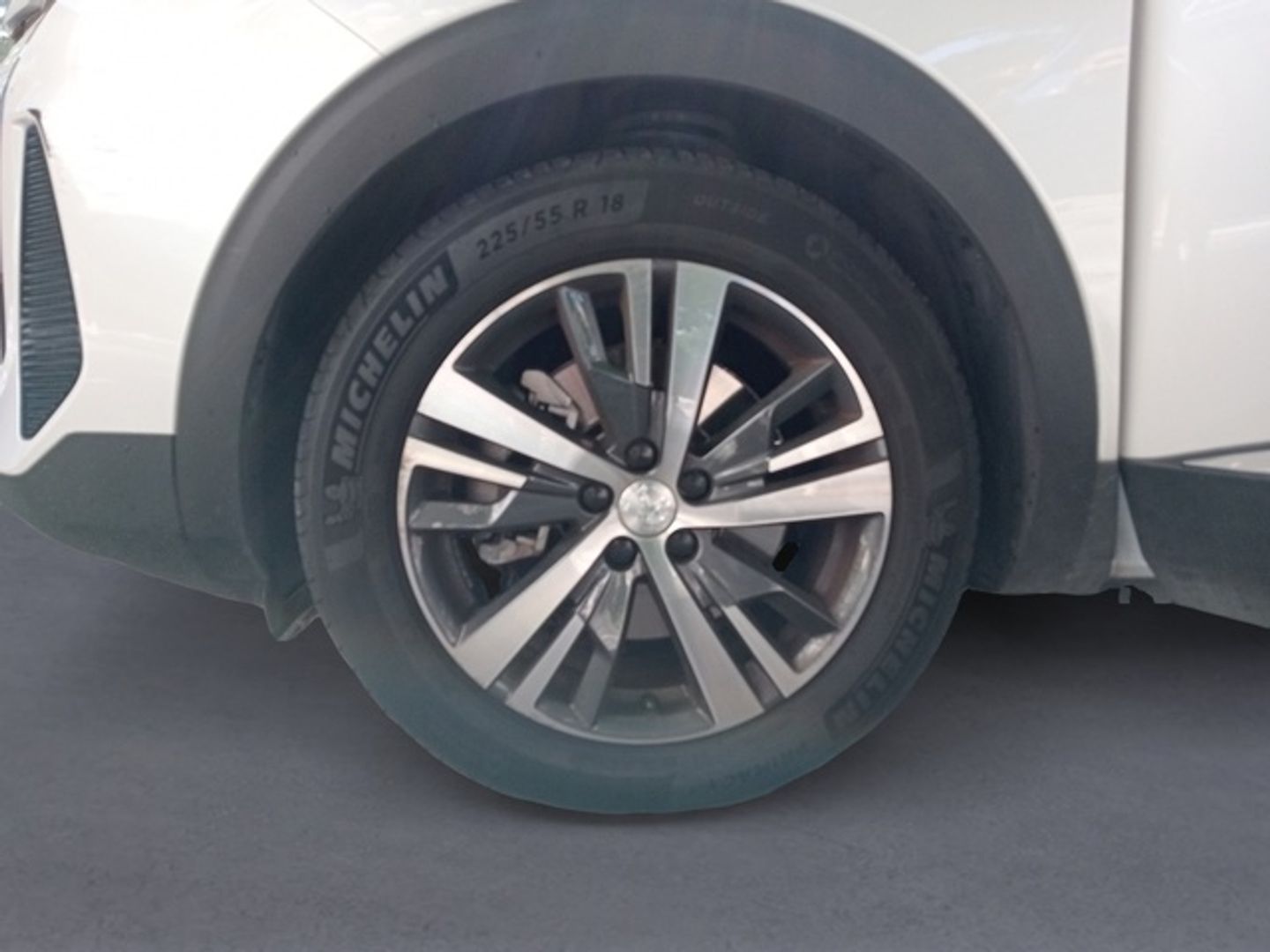 Peugeot 3008 Hybrid 225 Allure Pack e-EAT8 165 kW (225 CV)