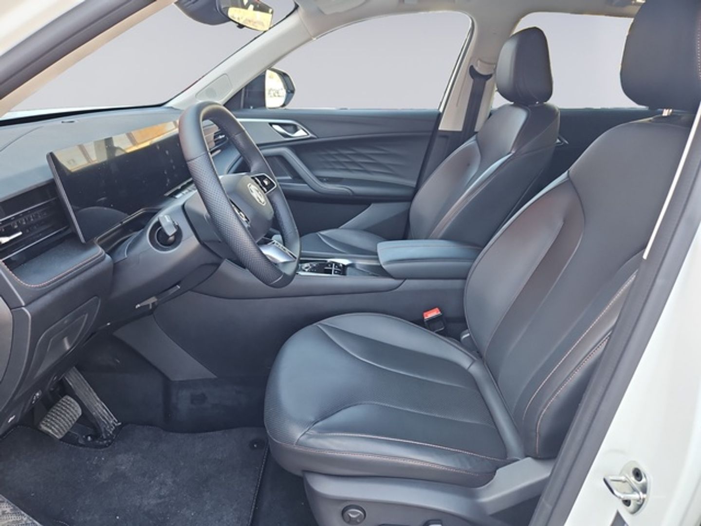 MG eHS 1.5T PHEV Luxury 249 kW (339 CV)