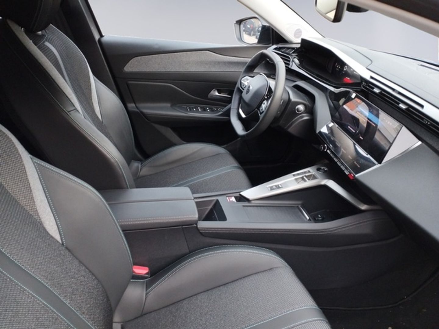 Peugeot 308 BlueHDi 130 S&S Allure EAT8 96 kW (130 CV)