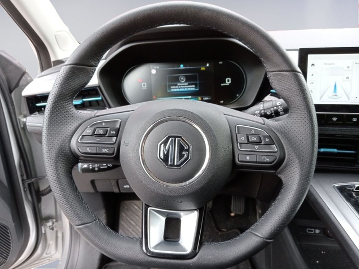 MG MG5 Long Range Luxury 115 kW (156 CV)