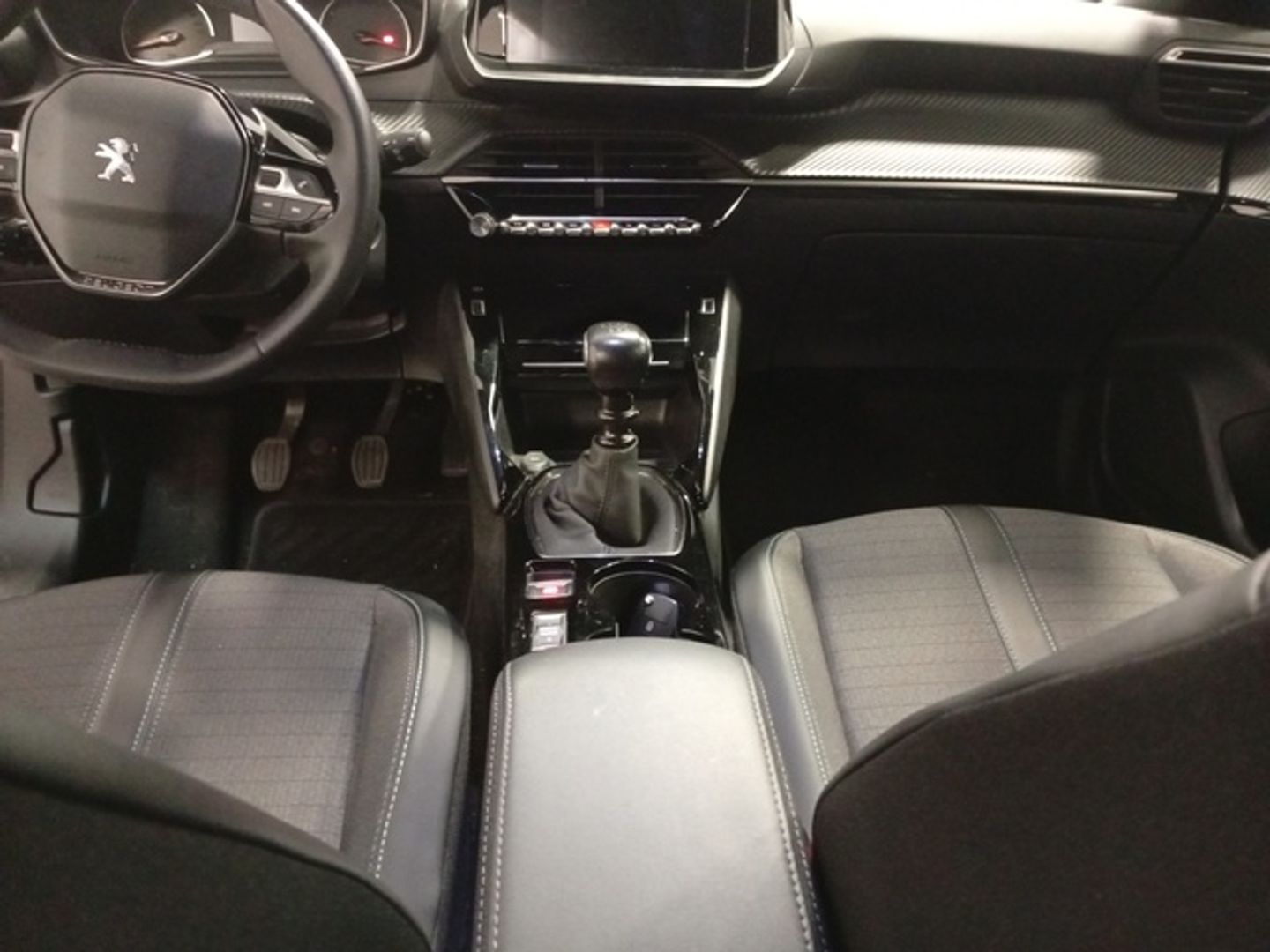 Peugeot 2008 PureTech 130 S&S Allure 96 kW (130 CV)