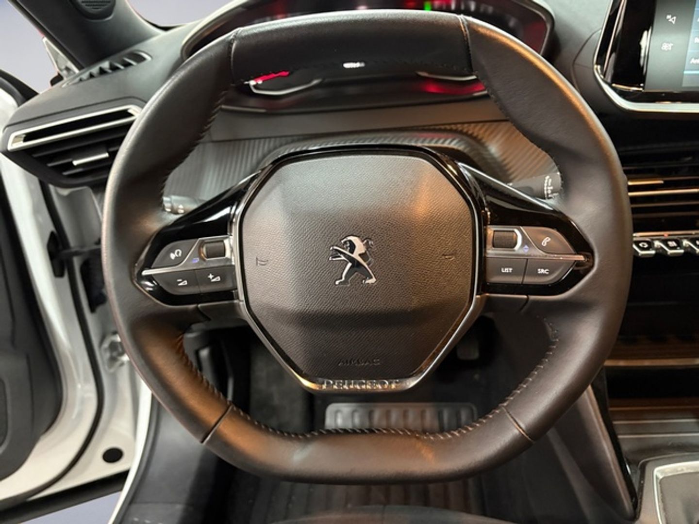 Peugeot 2008 Active Pack S&S PureTech 96 kW (130 CV)