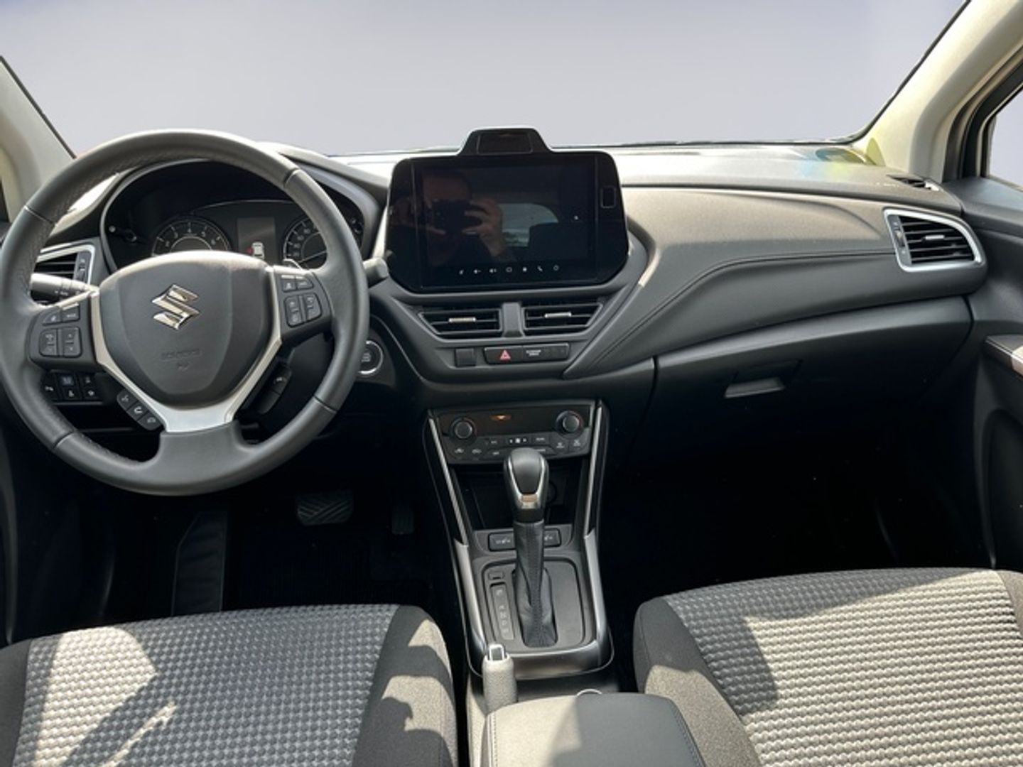 Suzuki S-Cross 1.5 Hybrid S2 Strong Auto 85 kW (116 CV)