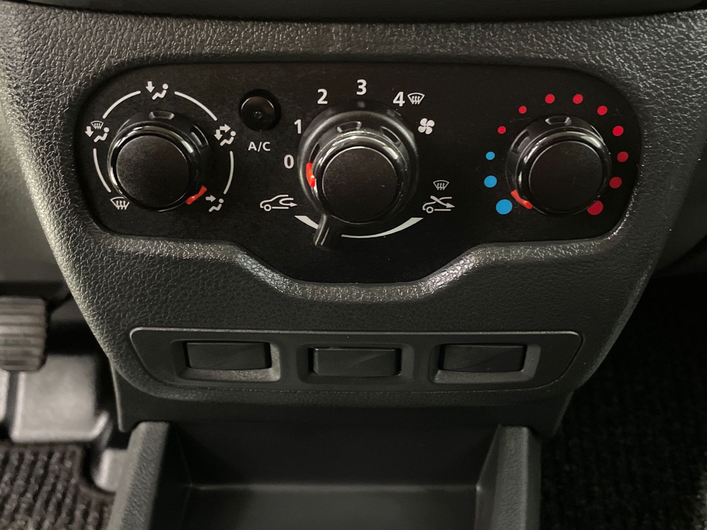 Dacia Dokker Essential Blue dCi 70 kW (95 CV)
