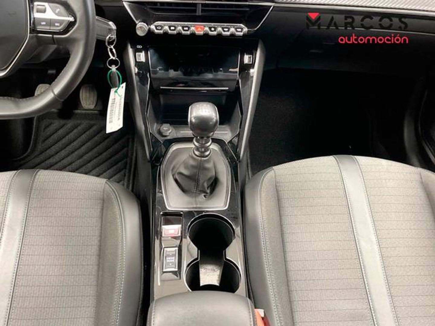 Peugeot 208 PureTech 100 Allure 75 kW (100 CV)