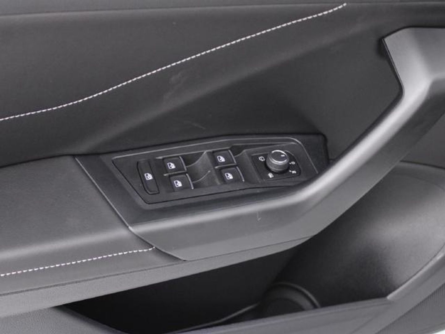 Volkswagen T-Roc Dark Line 2.0 TDI 4Motion 110 kW (150 CV) DSG