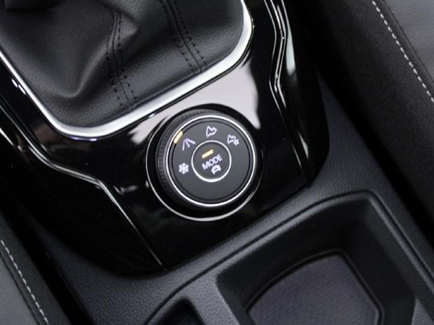 Volkswagen T-Roc Dark Line 2.0 TDI 4Motion 110 kW (150 CV) DSG